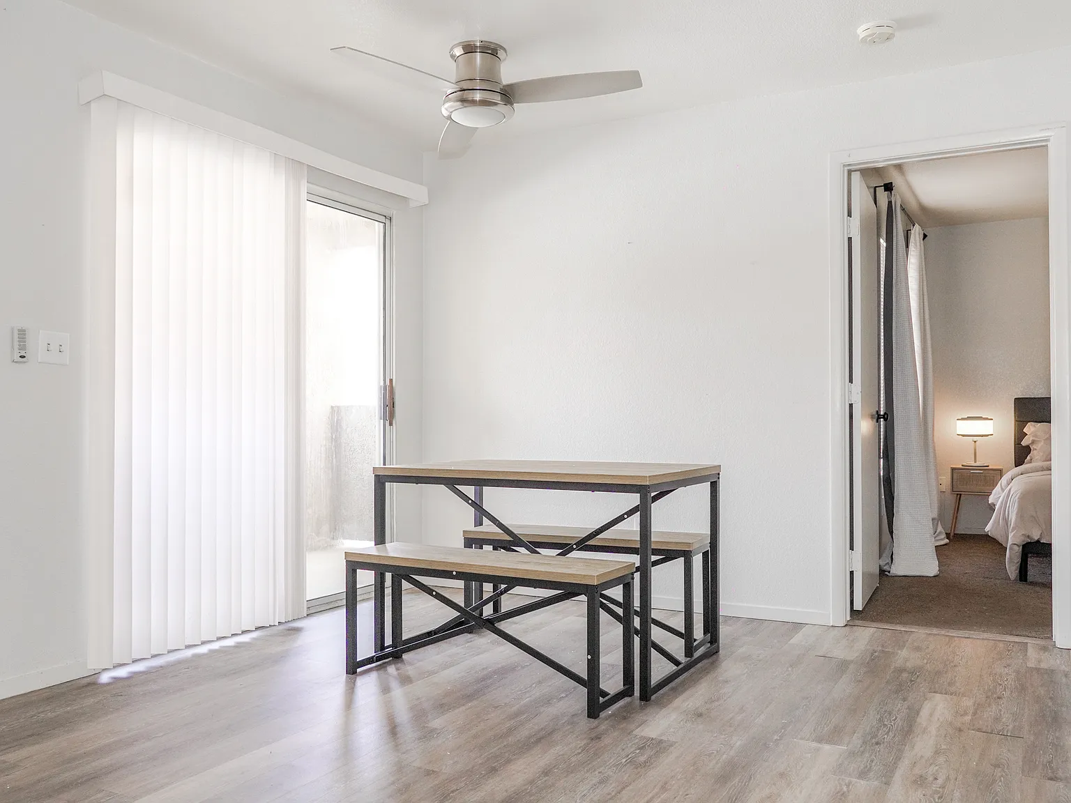 2 bed, 1089 sqft, $1,695 — Photo 3