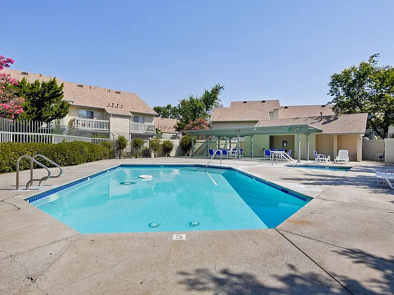1006 Summerplace Dr — Photo 46