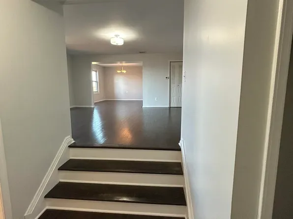 6509 Liberty Avenue image 11 of 29