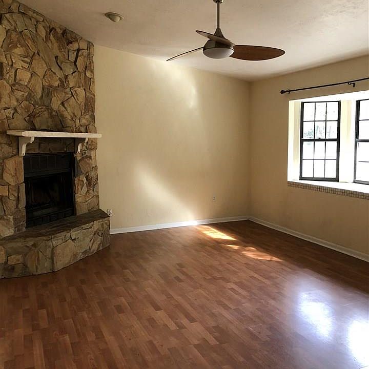 1st image of 4422 NW 20th St