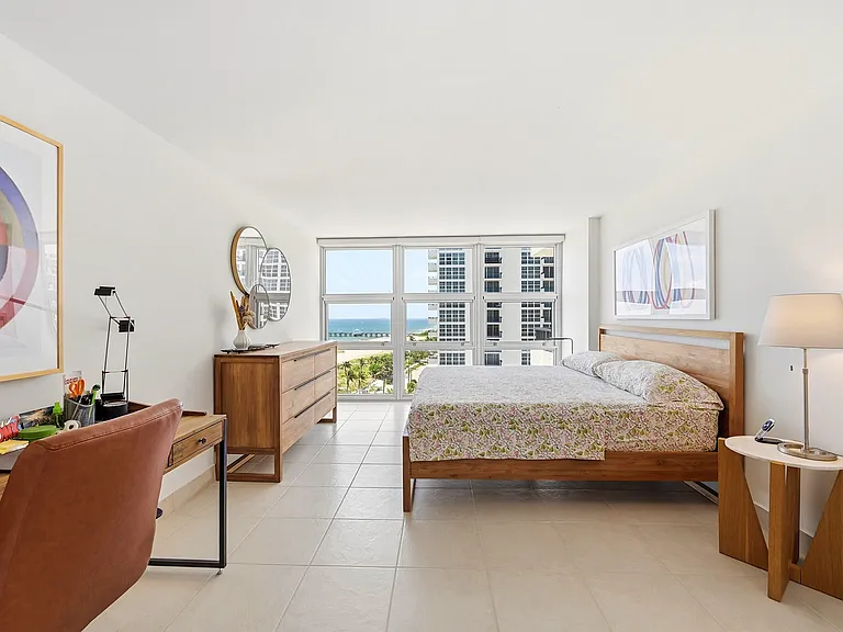 531 N Ocean Blvd #1210 — Photo 12