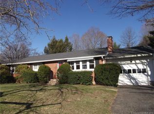 1808 Poquonock Ave, Windsor, CT 06095