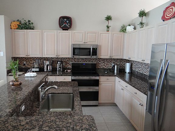 Upgraded  Kitchen