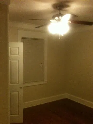 3 bed, 1.0 bath, 1400 sqft, $1,300 — Photo 2