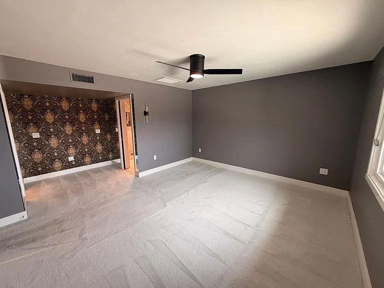 13139 W Seville Dr — Photo 20