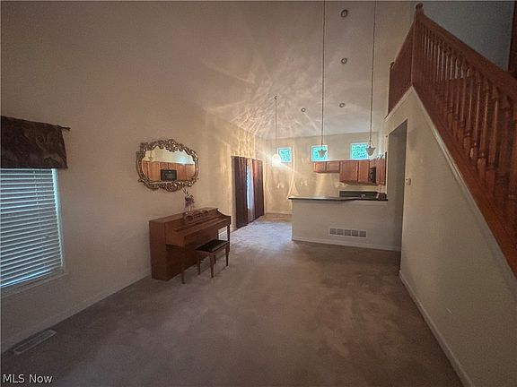2nd image of 3698 Abbey Ct