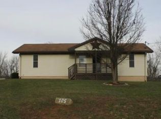 105 Woodcrest Ln, Marietta, OH 45750