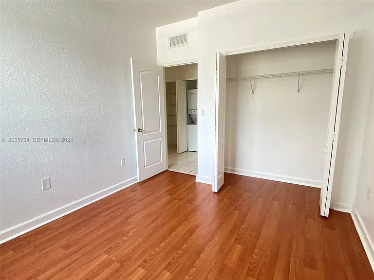 1658 SE 28th Ct #201 — Photo 8