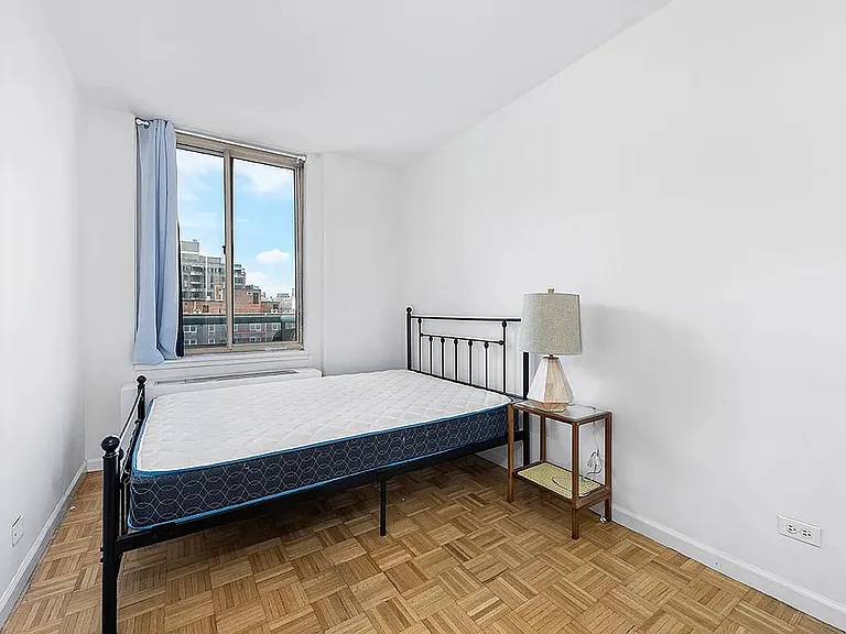 22 W 15th St #6J — Photo 4