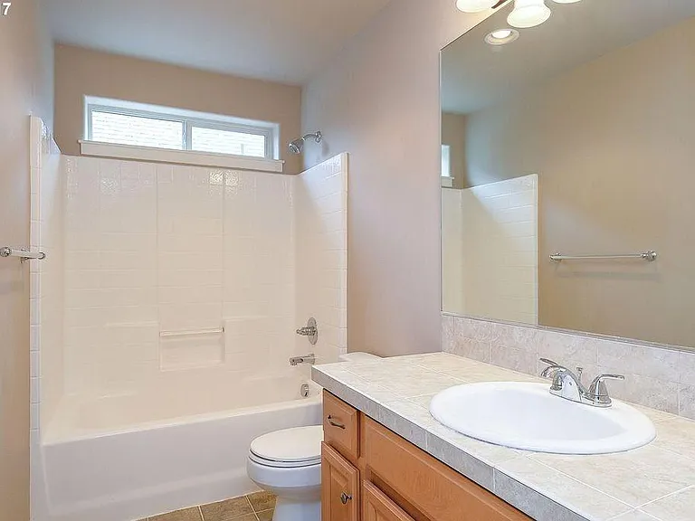 6146 NE Ridgestone Ct — Photo 18