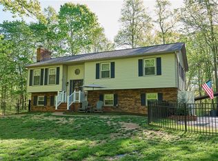 6130 Narrow Way Ln, Winston Salem, NC 27105