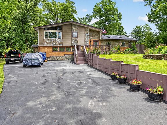 2nd image of 2066 Evanor Ln