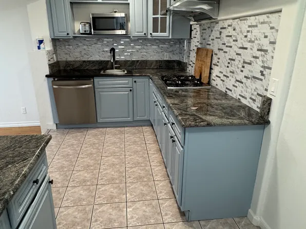 3517 W 134th St, Hawthorne, CA 90250