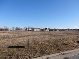 6819 Whitcomb St, Merrillville, IN 46410