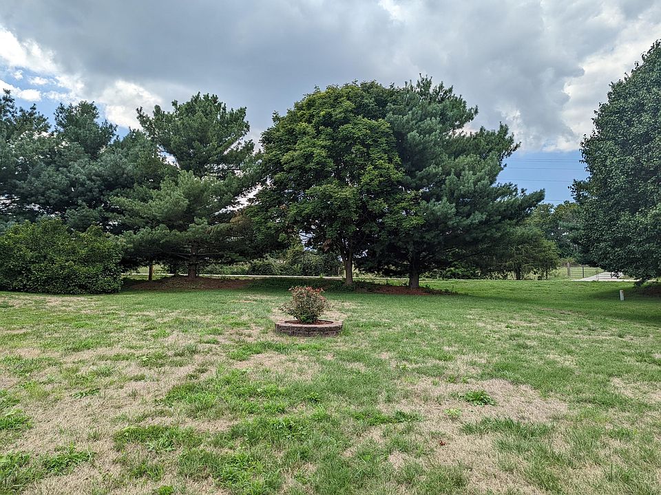 2nd image of 0 Thunderbird Dr