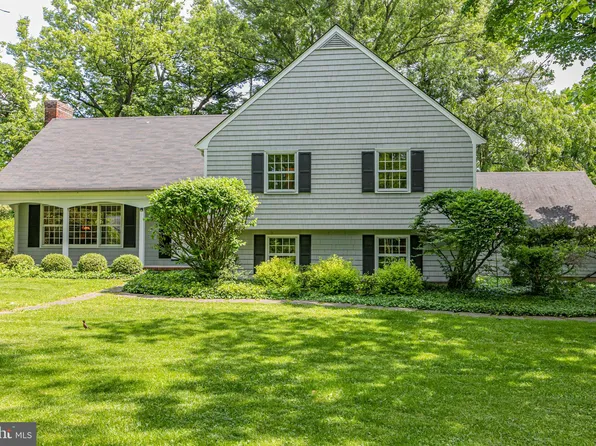 140 Parkside Dr, Princeton, NJ 08540