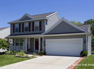 5948 Autumn Crest Dr SE, Kentwood, MI