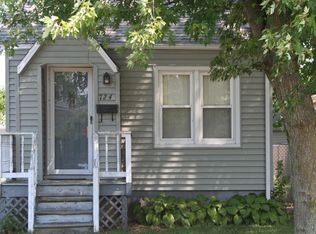 724 Lakeview Dr, Manteno, IL