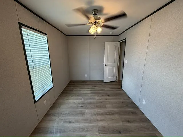 149 Lakeside Garden Cir #149 — Photo 27
