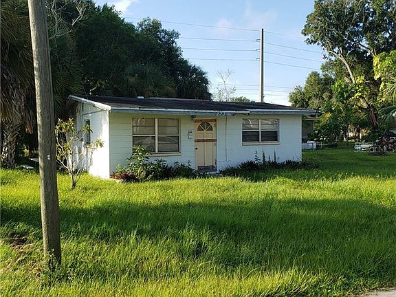 2nd image of 323 Hargreaves Ave