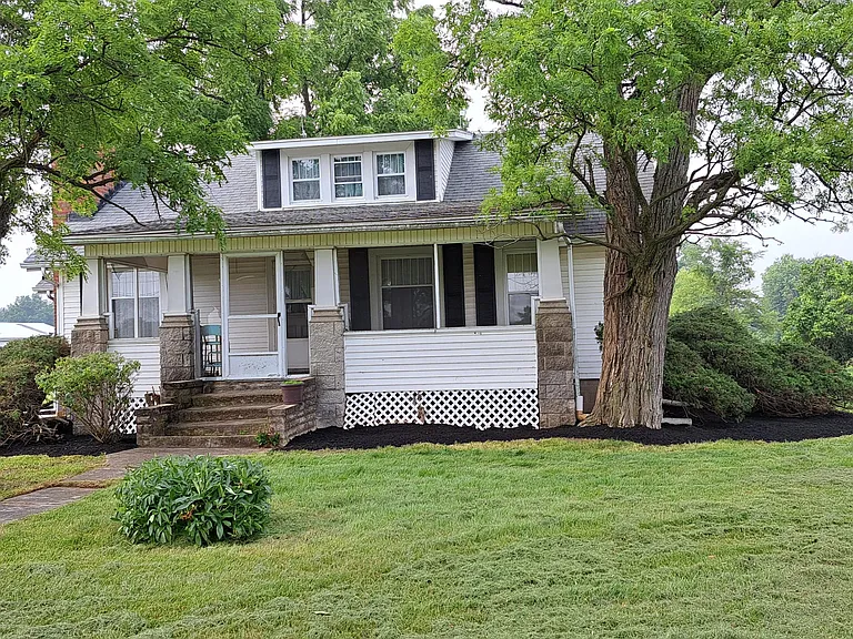 Rapp Dean Rd — Photo 2