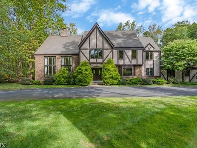 22 Crown Dr, Warren, NJ, 07059