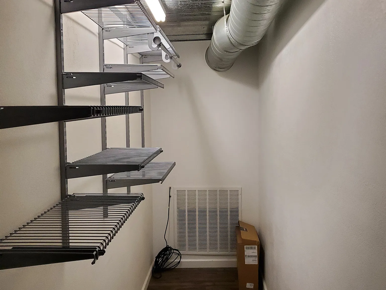 1 bed, 1200 sqft, $1,275 — Photo 4