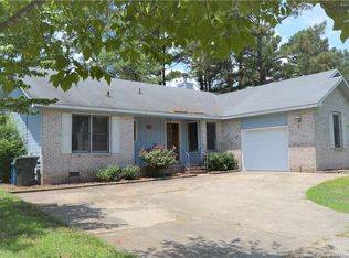 932 Flintwood Rd, Fayetteville, NC 28314