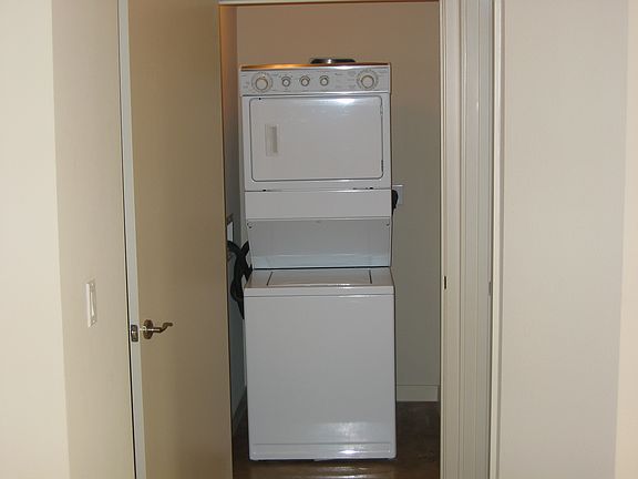4th image of 1501 Tacoma Ave S Unit 315