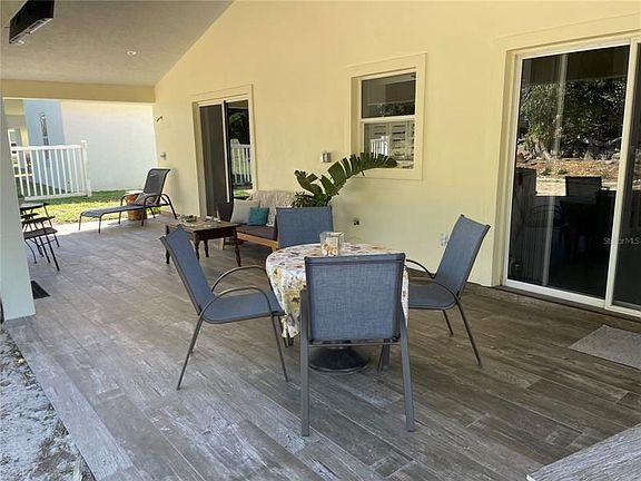 4th image of 1504 N Daytona Ave