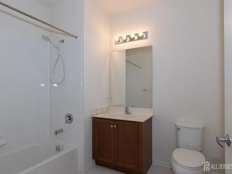 541 E Celebration Way — Photo 22