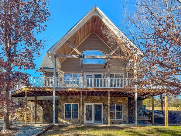 1704 Maurice Daniels Rd, Roxboro, NC 27574