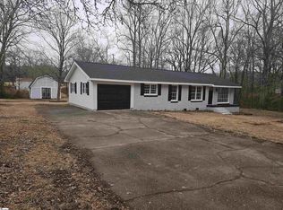 11 Shaw St, Honea Path, SC 29654