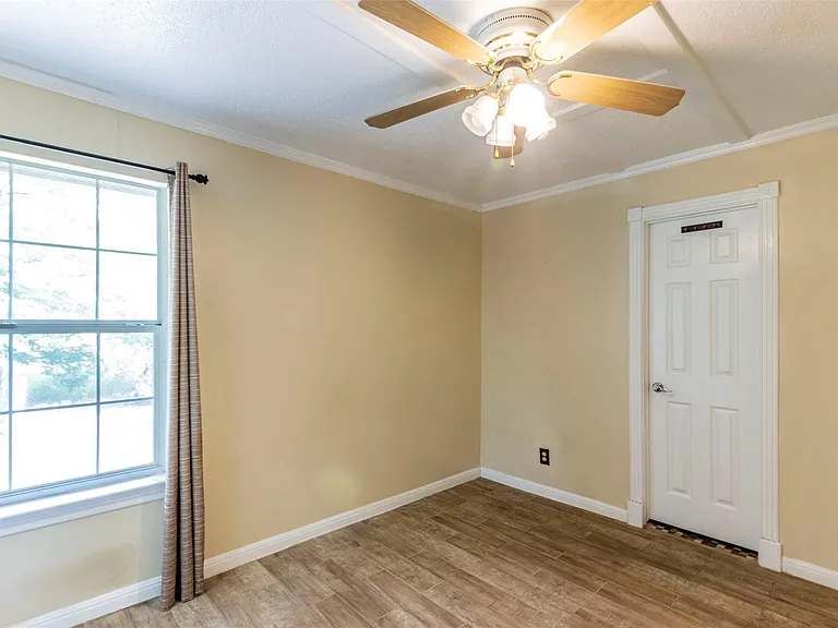 2520 Bitter Creek Dr — Photo 10