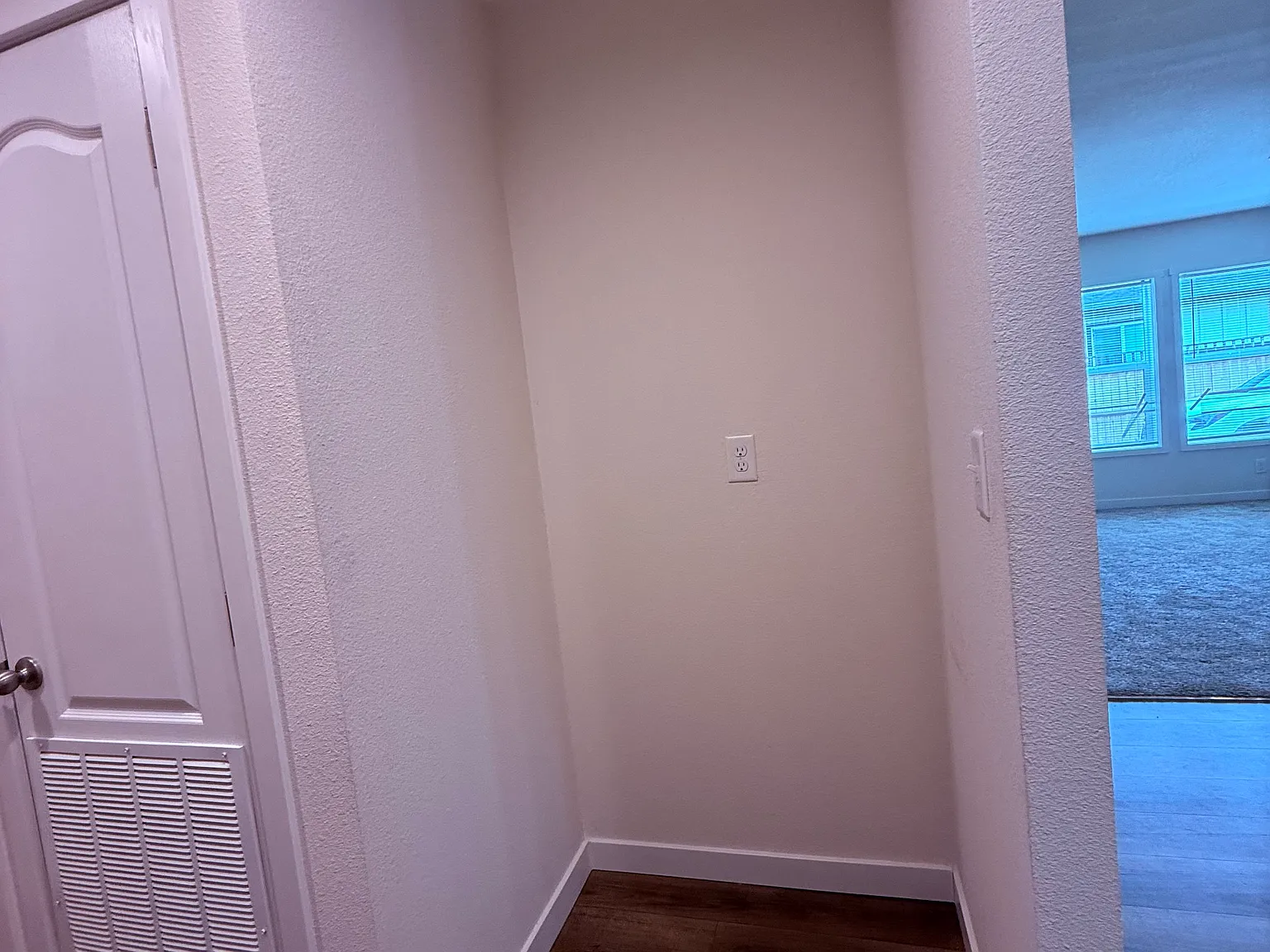 3 bed, 1867 sqft, $2,250 — Photo 3