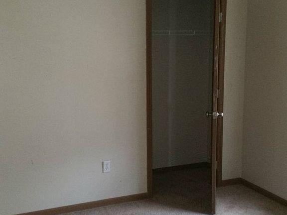 4th image of 5326 Michigan Ave