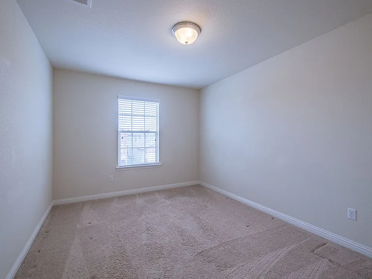 16009 Canberra Trl — Photo 23