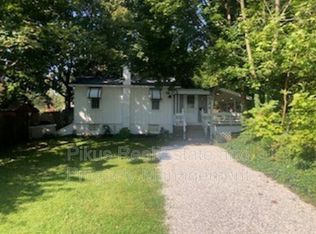 1457 Honodle Ave, Akron, OH 44305