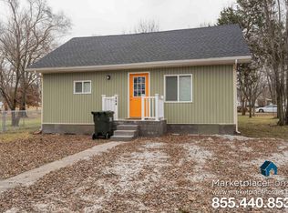 304 A St, Creighton, MO 64739