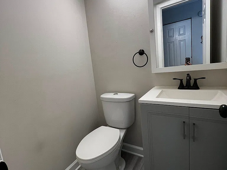 7333 Winthrop Way #10 — Photo 6