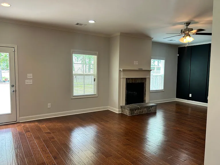 9660 Capot Dr — Photo 5