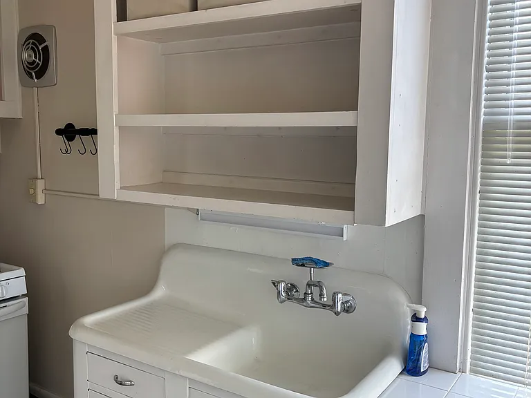 535 W Orange St #2 — Photo 8