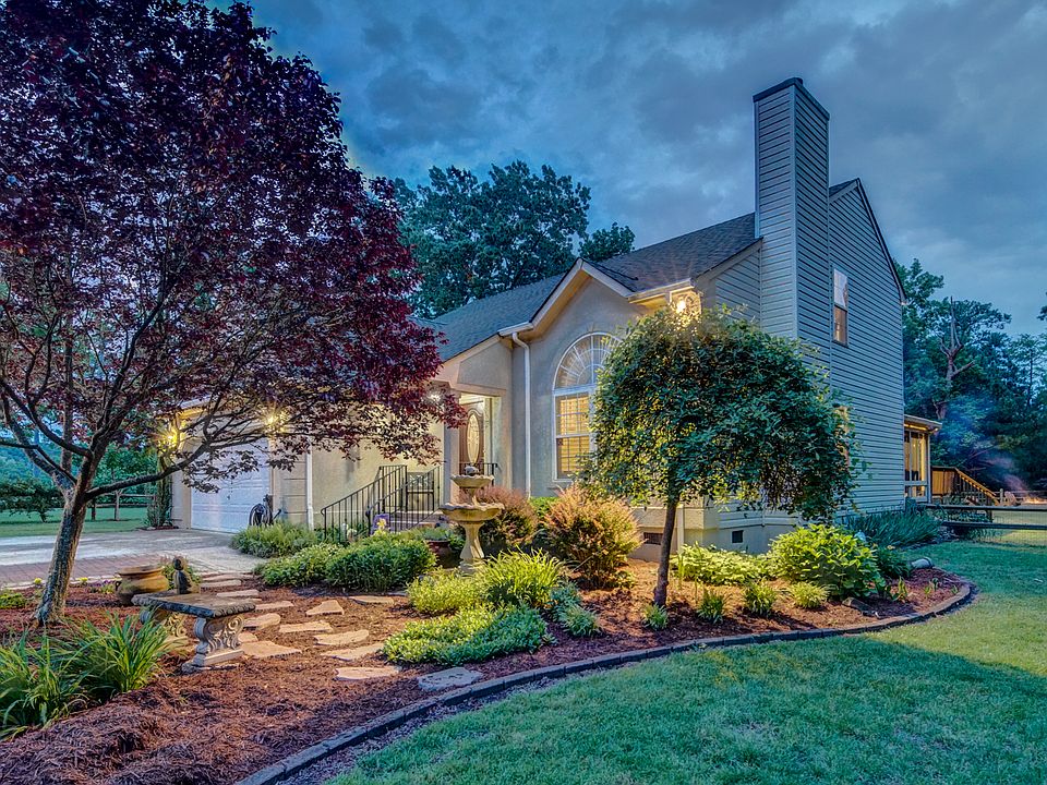 1st image of 6914 Leyton Pl