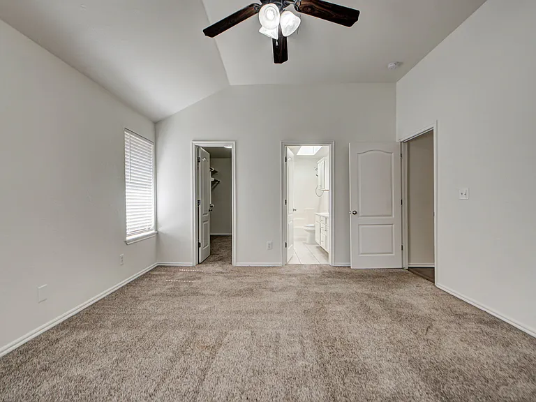 608 Cavecreek St — Photo 23