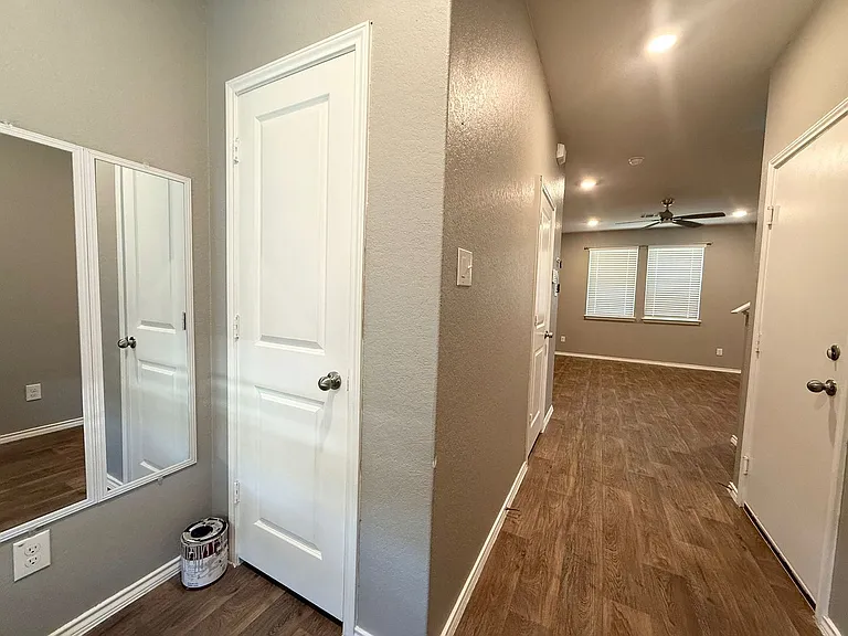 3319 Angus Xing — Photo 2