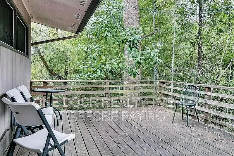 3 bed, 2.0 bath, 1200 sqft, $5,600 — Photo 4