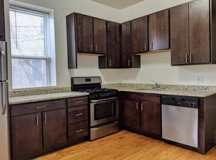 2820 W Nelson St #G, Chicago, IL 60618