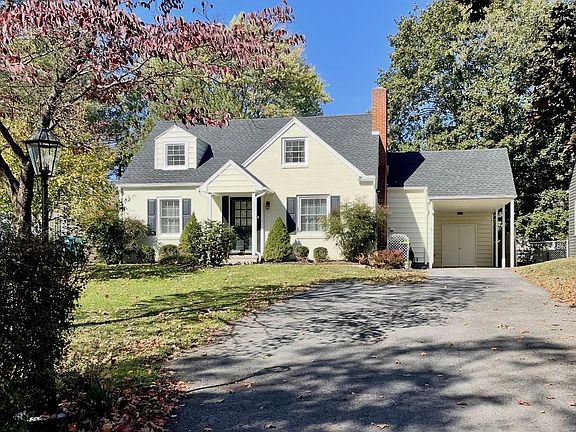 2nd image of 13230 Club Rd