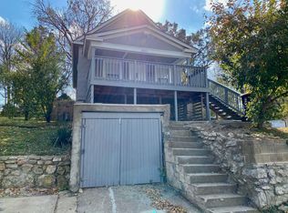 3821 E 8th St, Kansas City, MO 64106