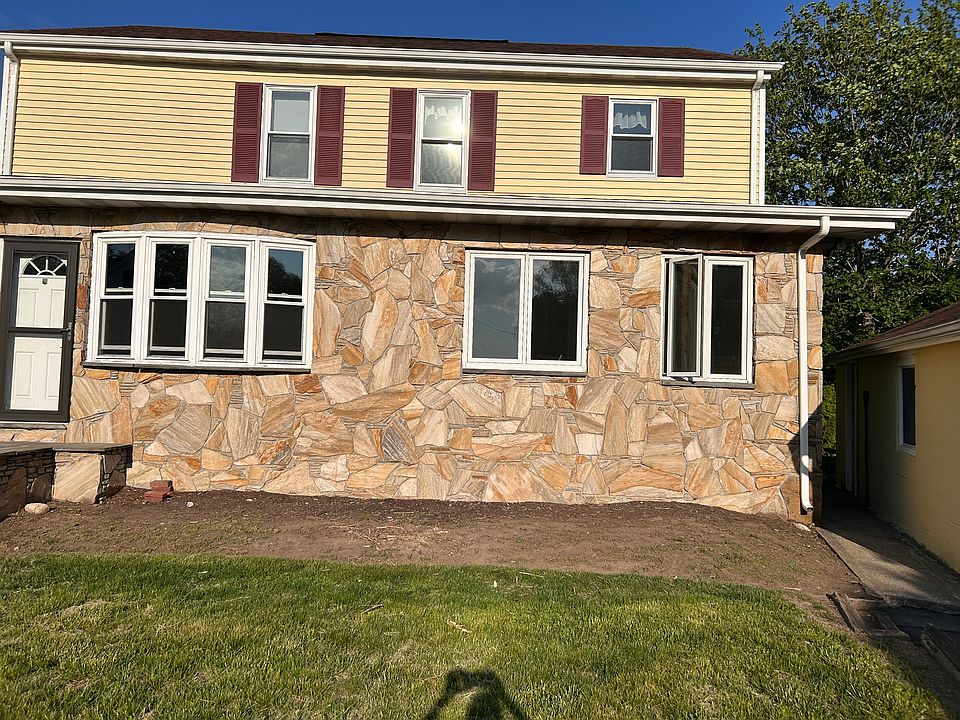 1st image of 14 Greendale St #2